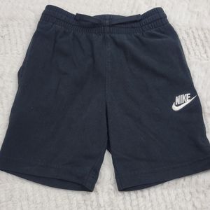 Kids Nike drawstring shorts